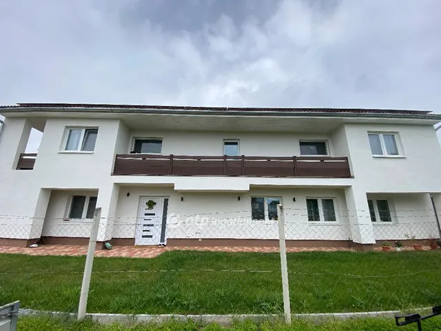 Eladó ház Gödöllő, Blaha 118 nm