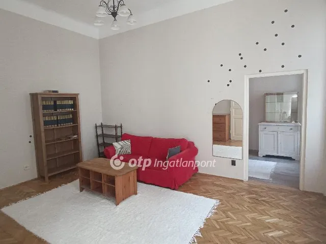 Eladó lakás Budapest VI. kerület 46 nm
