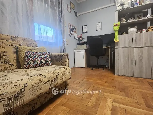 Eladó ház Gyál, központi 50 nm