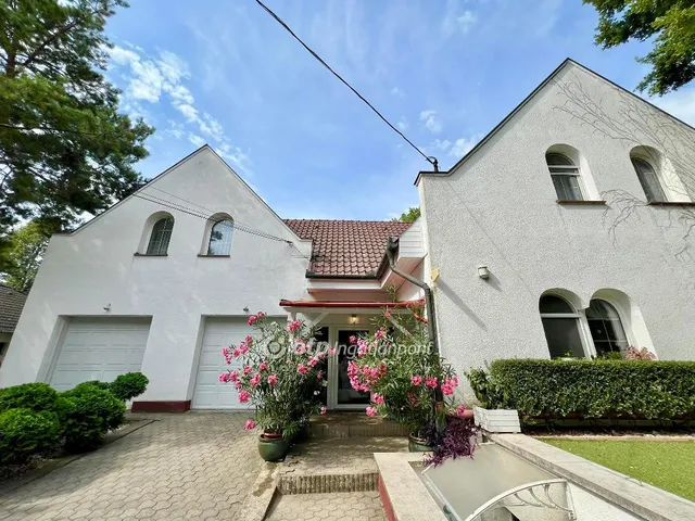 Eladó ház Százhalombatta 322 nm