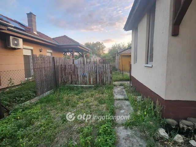 Eladó ház Gyál 48 nm