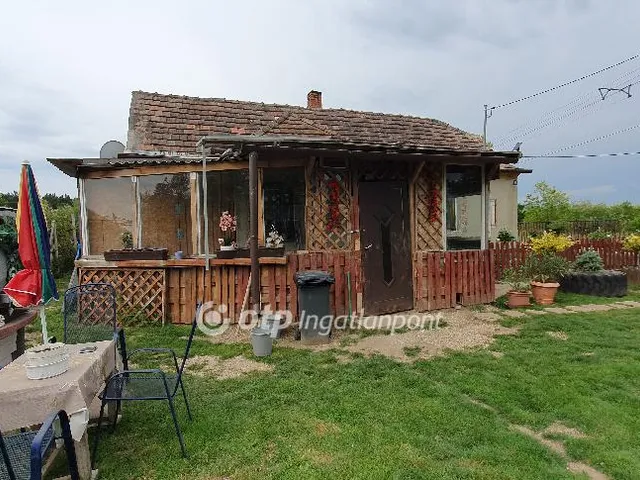 Eladó ház Nemesszalók 54 nm