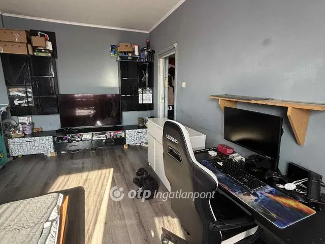 Eladó lakás Ajka 36 nm