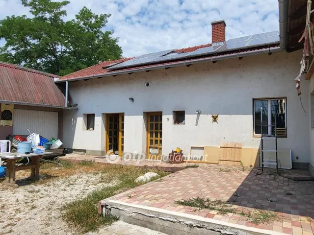 Eladó ház Kisapáti, Csendes 146 nm