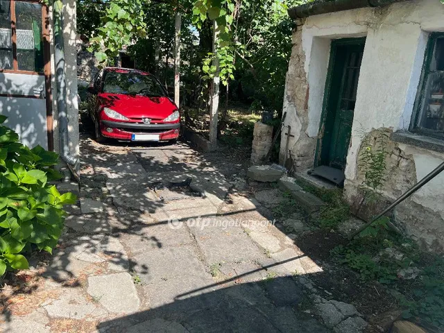 Eladó ház Tapolca, Csendes 80 nm