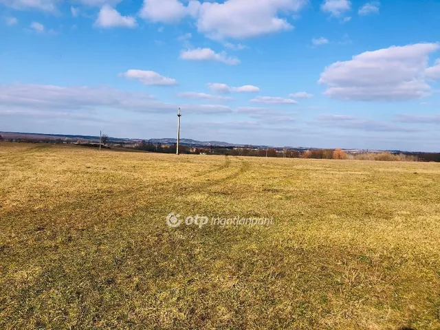 Eladó telek Ajka 6951 nm