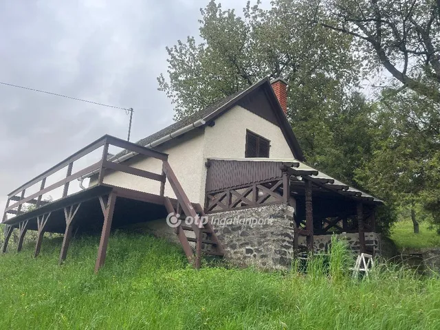 Eladó telek Kapolcs 3794 nm