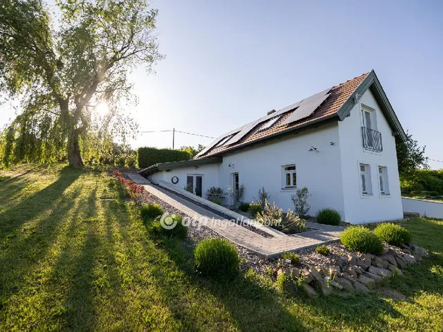 Eladó üdülő és hétvégi ház Lesenceistvánd 65 nm