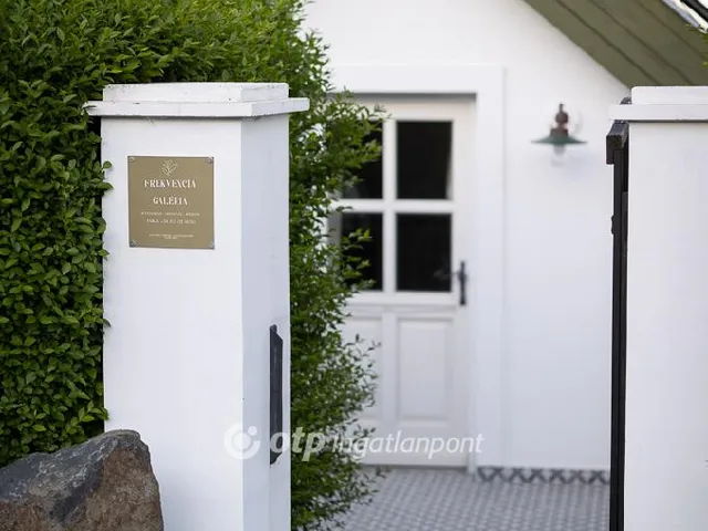 Eladó üdülő és hétvégi ház Lesenceistvánd 65 nm