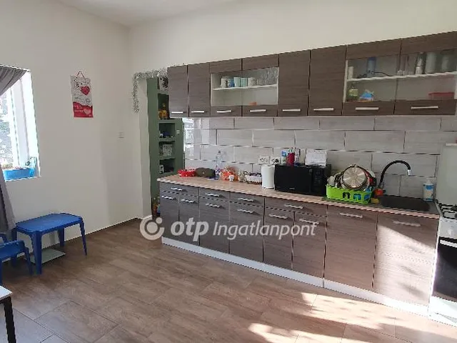 Eladó ház Devecser 57 nm