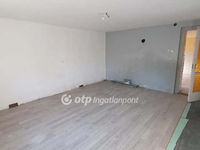 Eladó ház Nemeshany 102 nm