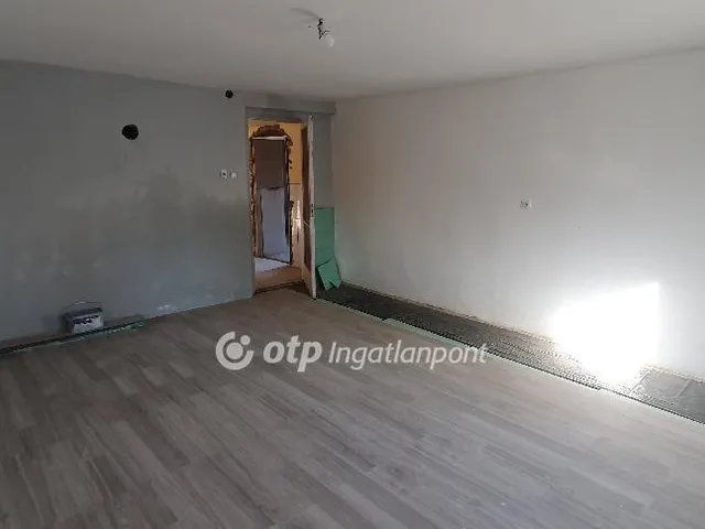 Eladó ház Nemeshany 102 nm