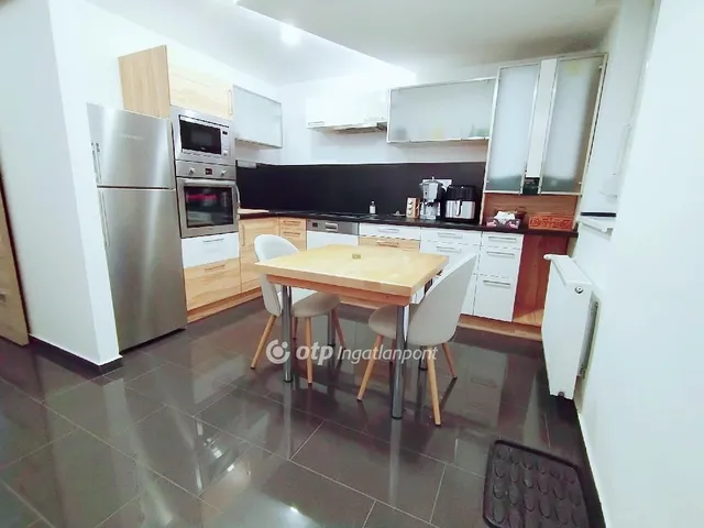 Eladó lakás Zalaszentgrót 59 nm