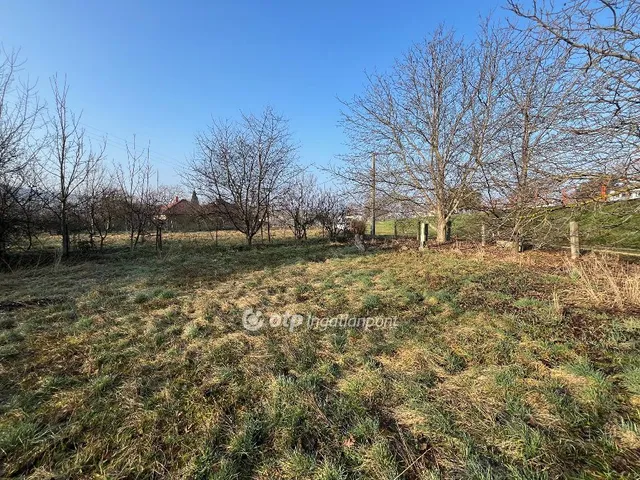 Eladó telek Ajka 1733 nm