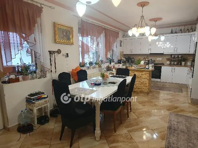 Eladó ház Noszlop 170 nm