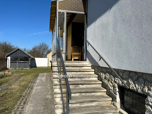 Eladó ház Nyirád 105 nm