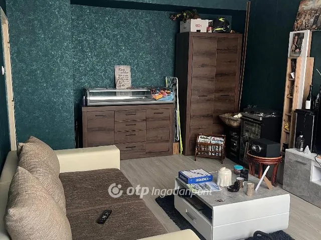 Eladó lakás Ajka 44 nm