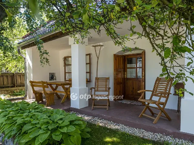 Eladó ház Szentbékkálla 181 nm