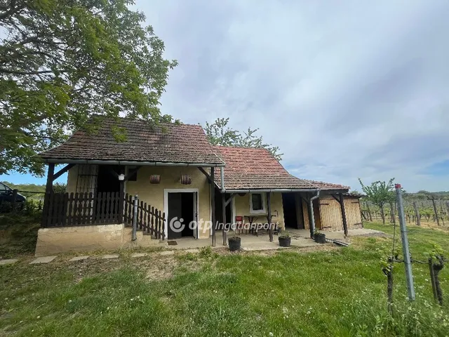 Eladó telek Doba 1773 nm