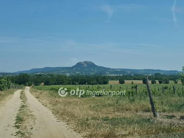 Eladó telek Kisapáti 3000 nm