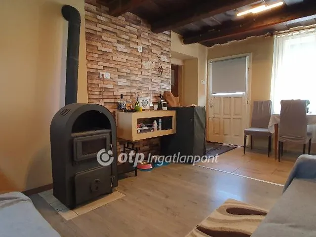 Eladó ház Nemeshany 74 nm