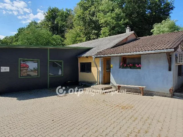 Eladó kereskedelmi és ipari ingatlan Csehbánya 603 nm