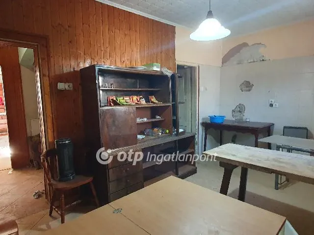 Eladó ház Úrkút 57 nm