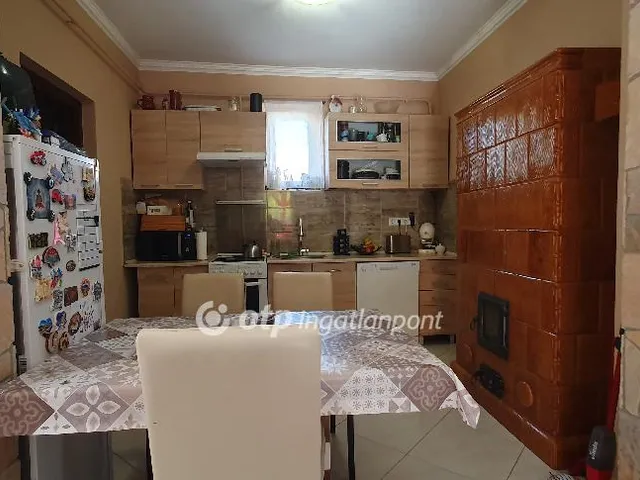Eladó ház Devecser 67 nm