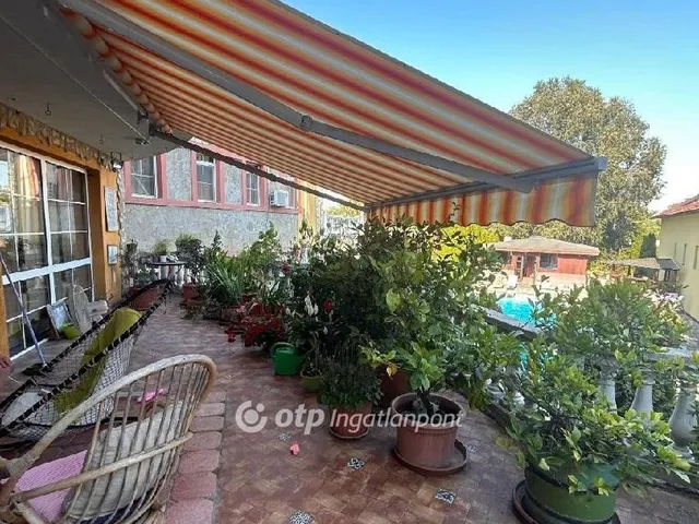 Eladó lakás Budapest III. kerület 98 nm