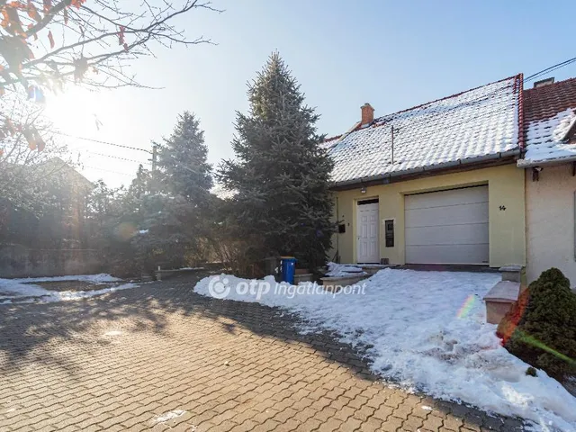 Eladó ház Pécel 118 nm