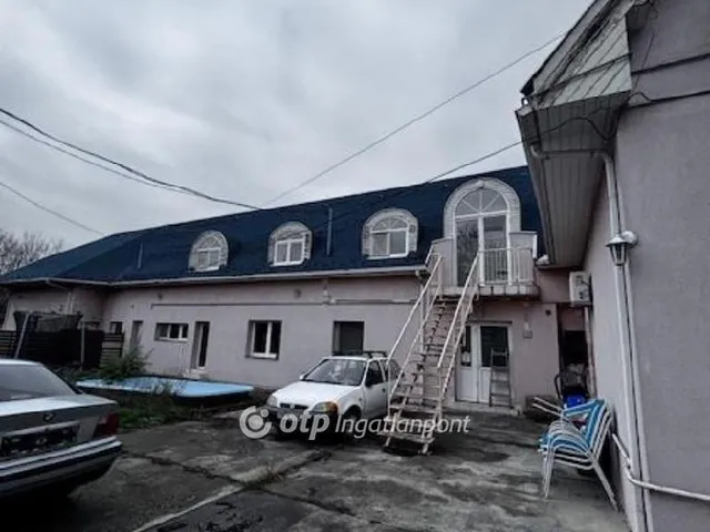 Eladó lakás Budapest XVIII. kerület 112 nm