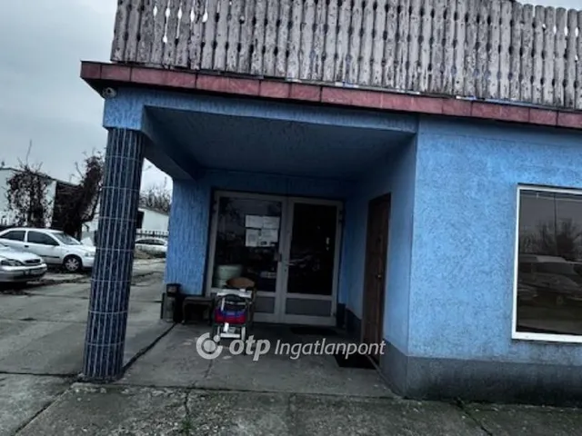 Eladó ház Monor 360 nm