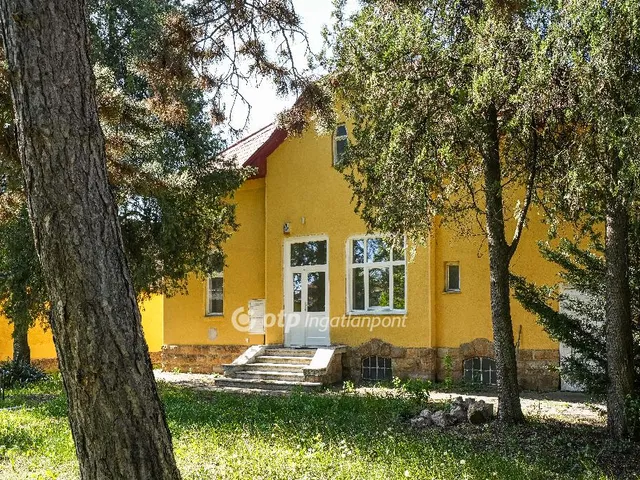 Eladó ház Dunakeszi 120 nm