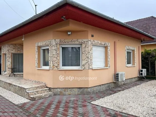 Eladó ház Sződliget 140 nm