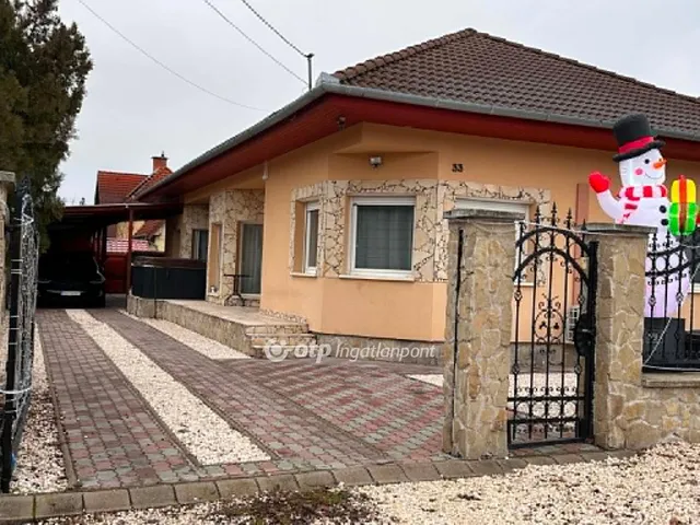 Eladó ház Sződliget 140 nm