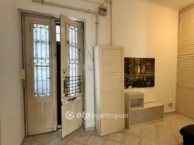 Kiadó lakás Budapest V. kerület 99 nm