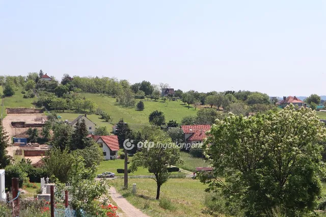 Eladó telek Cserszegtomaj, Panorámás 2045 nm