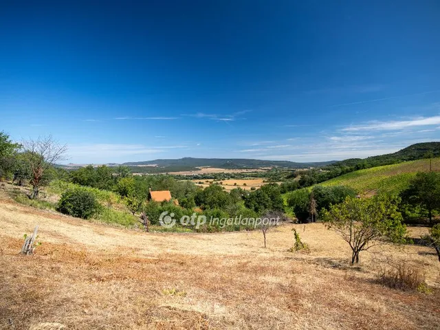 Eladó telek Tapolca 4816 nm