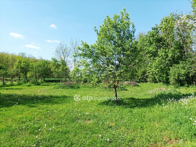 Eladó telek Ukk 6276 nm