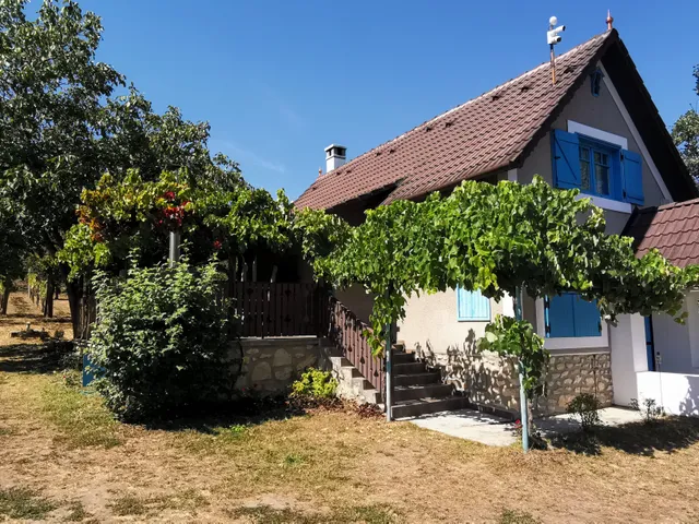 Eladó üdülő és hétvégi ház Kisapáti 90 nm