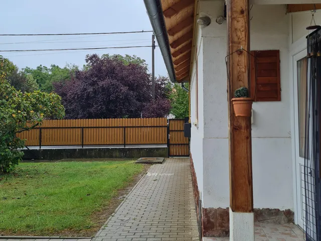 Eladó ház Kaposújlak 167 nm