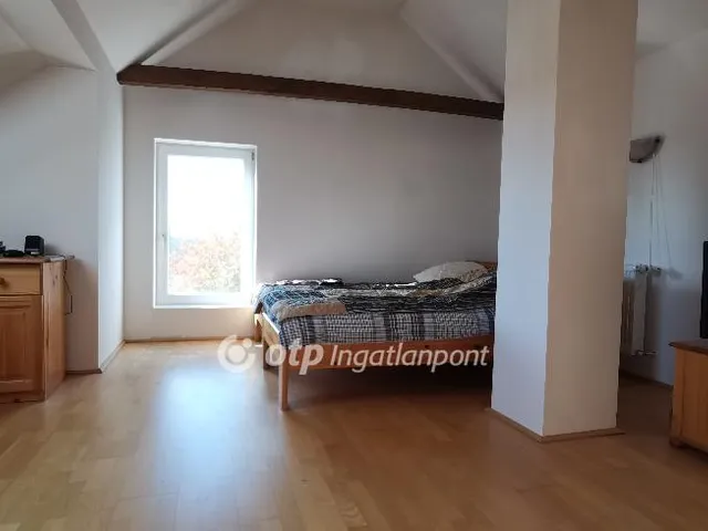 Eladó ház Káptalantóti 217 nm