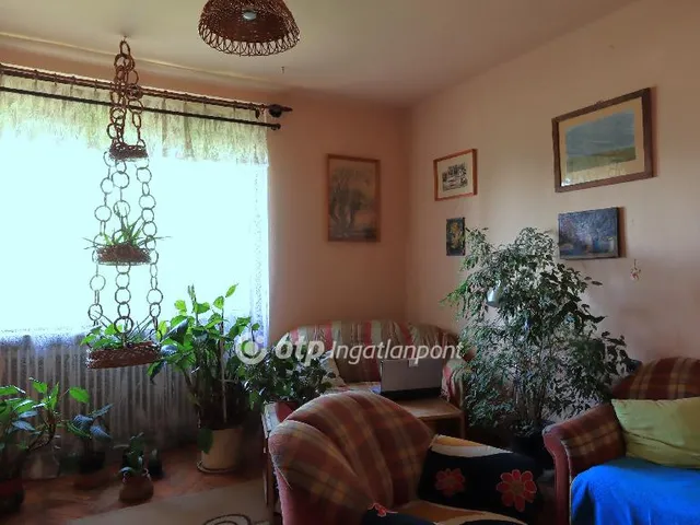 Eladó ház Sümeg 209 nm