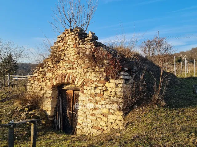 Eladó telek Köveskál 1535 nm