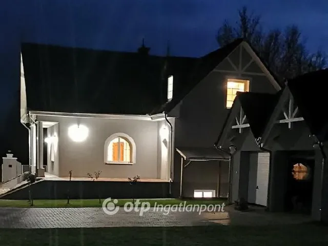 Eladó ház Böhönye 278 nm