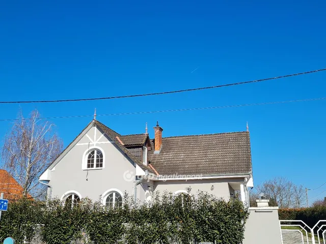 Eladó ház Böhönye 278 nm