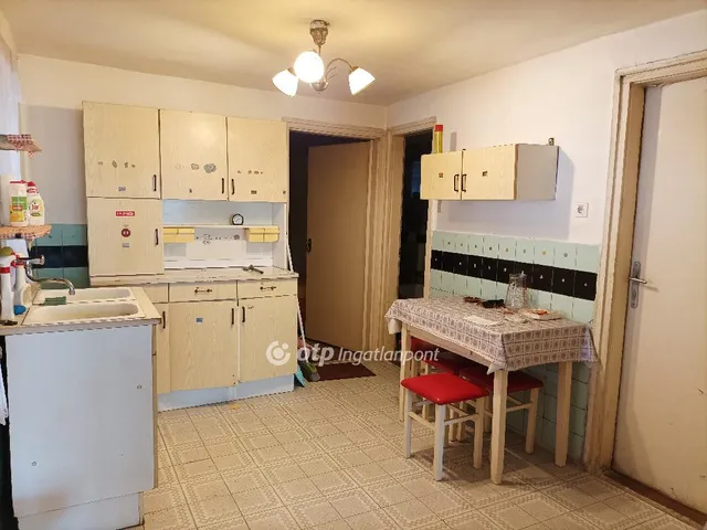 Eladó ház Sümeg 70 nm