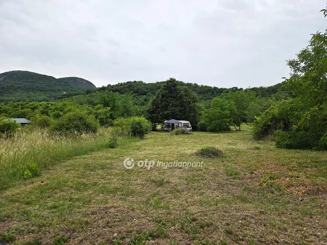 Eladó telek Badacsonytomaj 864 nm