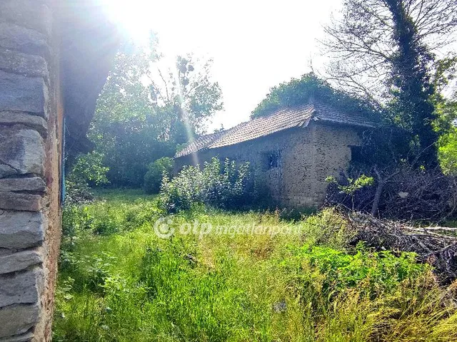 Eladó ház Karmacs 40 nm
