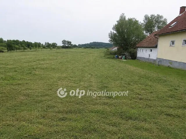 Eladó telek Mindszentkálla 3948 nm